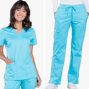 Cherokee matching scrub set in turquoise XXS